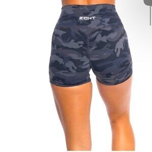 Echt Force Camo Shorts in size XS